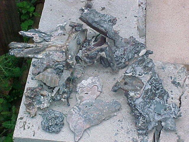 closeup copper slag from crucible failure 2.jpg